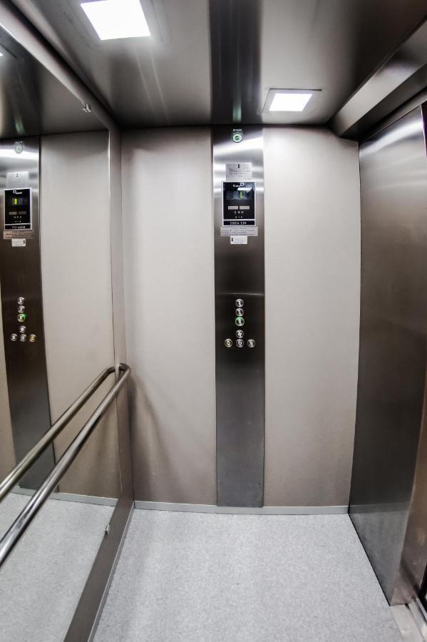 Hotel Sleep Wroclaw Ngoại thất bức ảnh