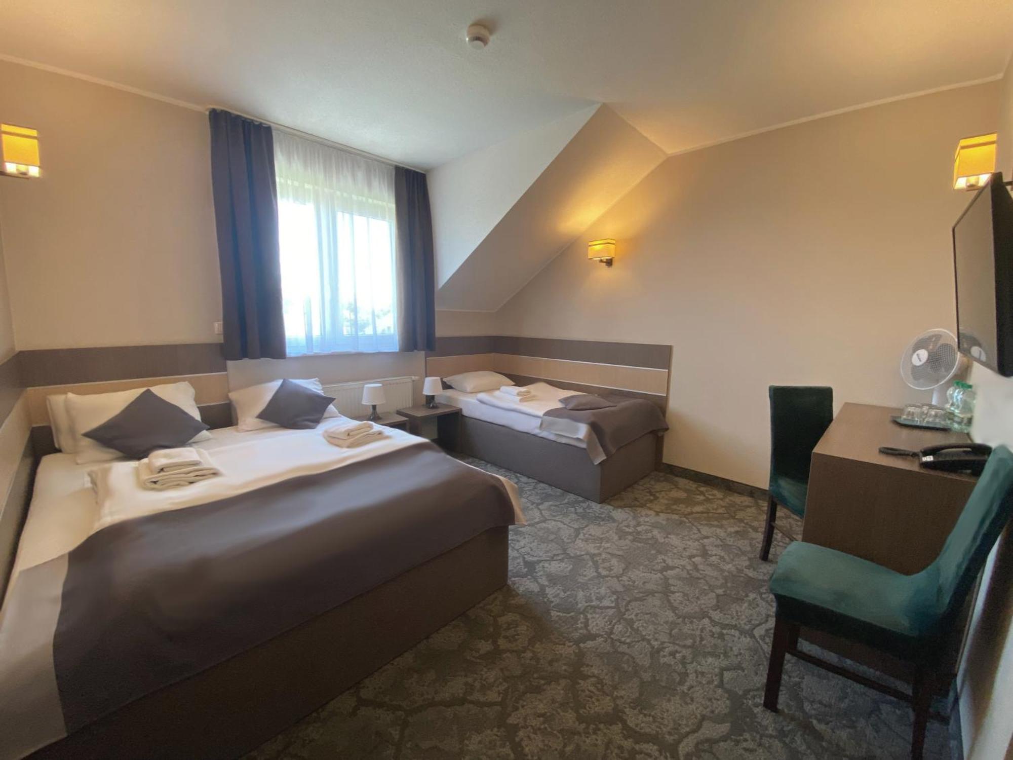 Hotel Sleep Wroclaw Ngoại thất bức ảnh