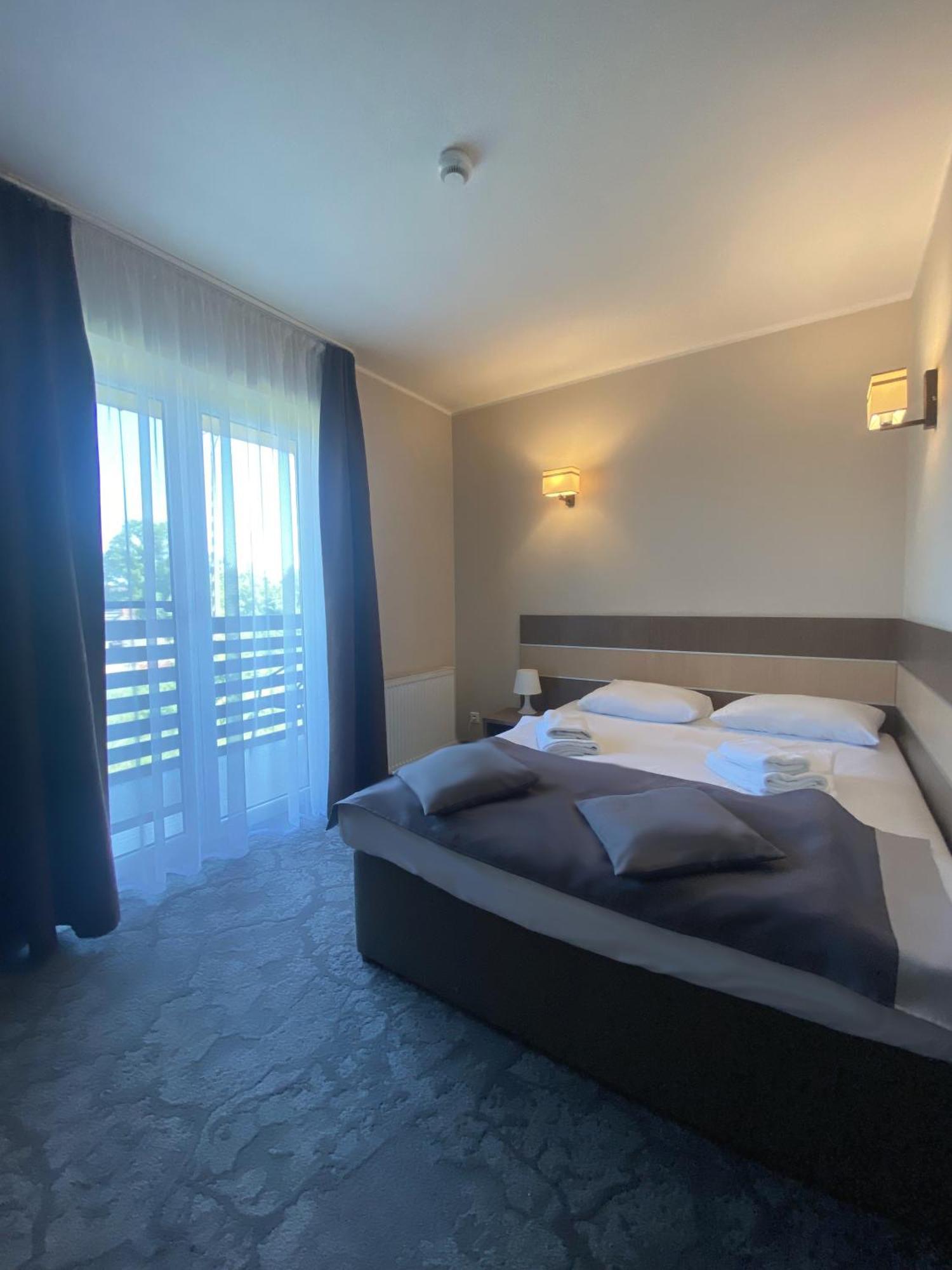 Hotel Sleep Wroclaw Ngoại thất bức ảnh