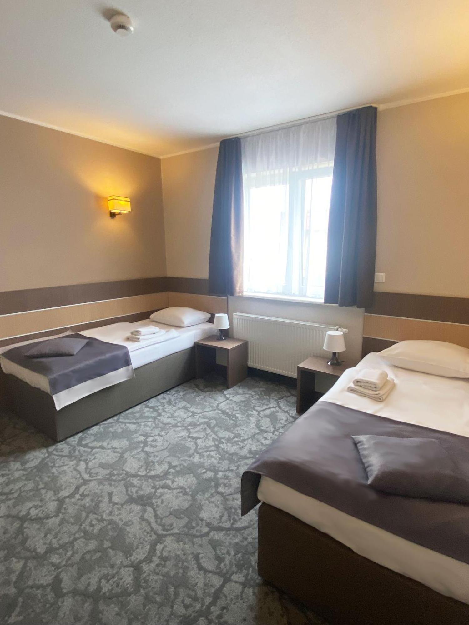 Hotel Sleep Wroclaw Ngoại thất bức ảnh