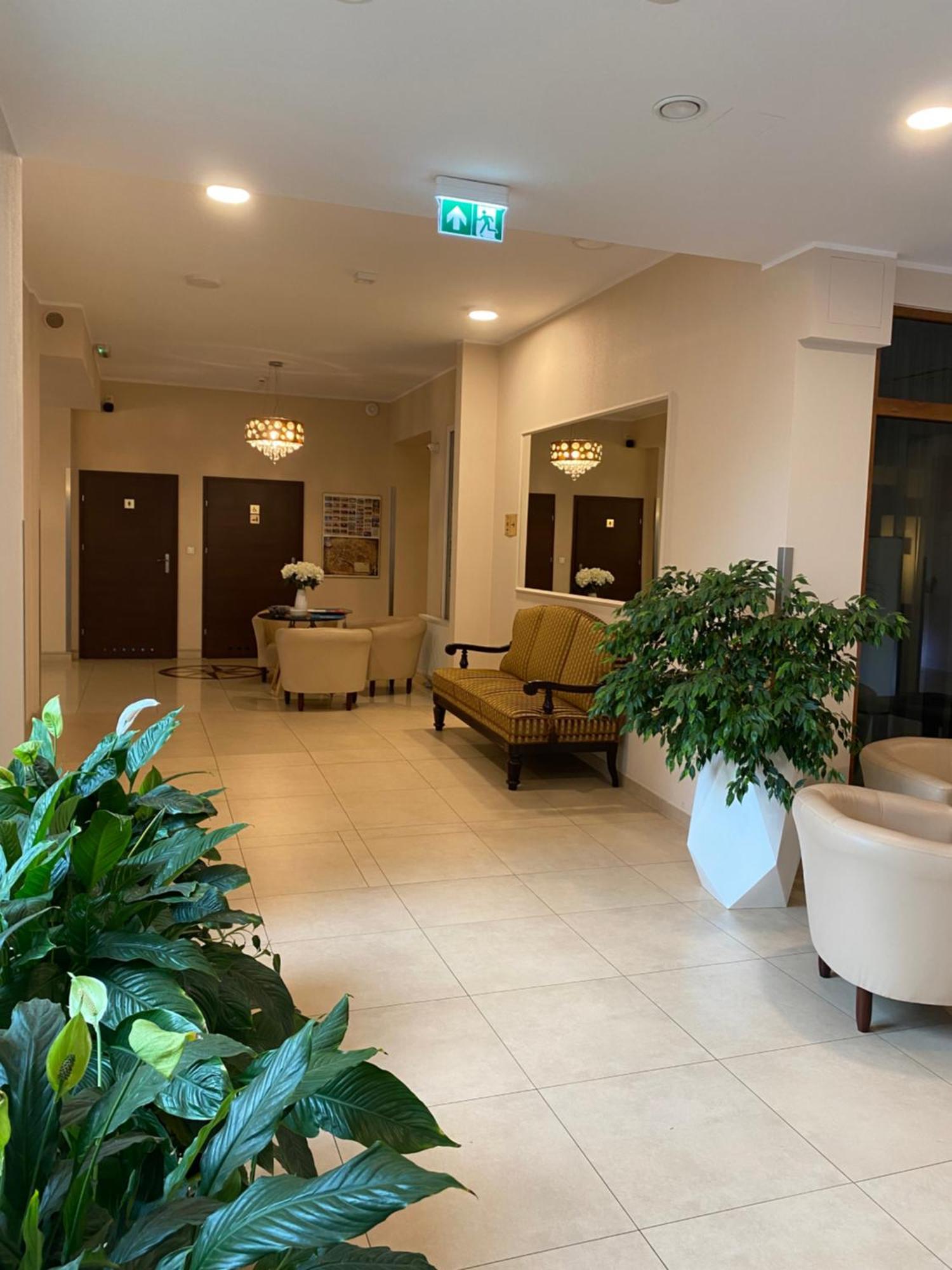Hotel Sleep Wroclaw Ngoại thất bức ảnh