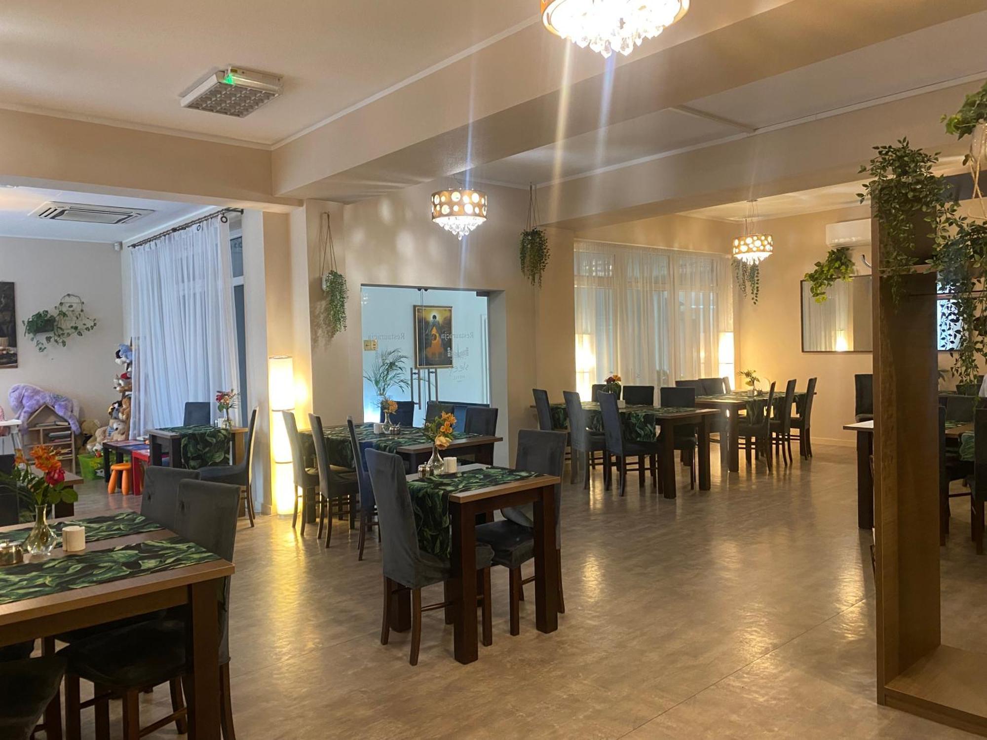 Hotel Sleep Wroclaw Ngoại thất bức ảnh