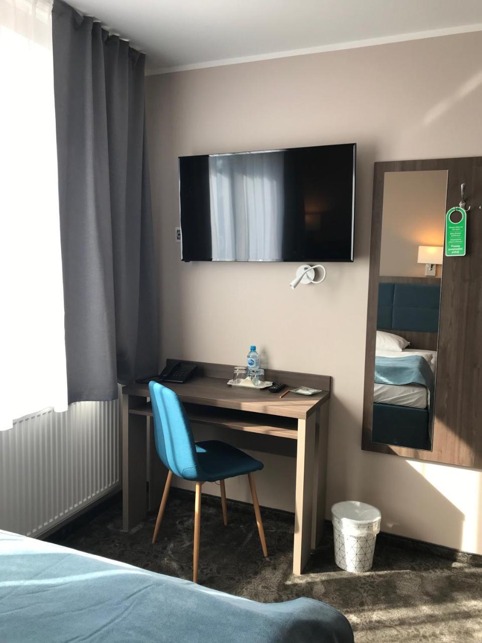 Hotel Sleep Wroclaw Ngoại thất bức ảnh