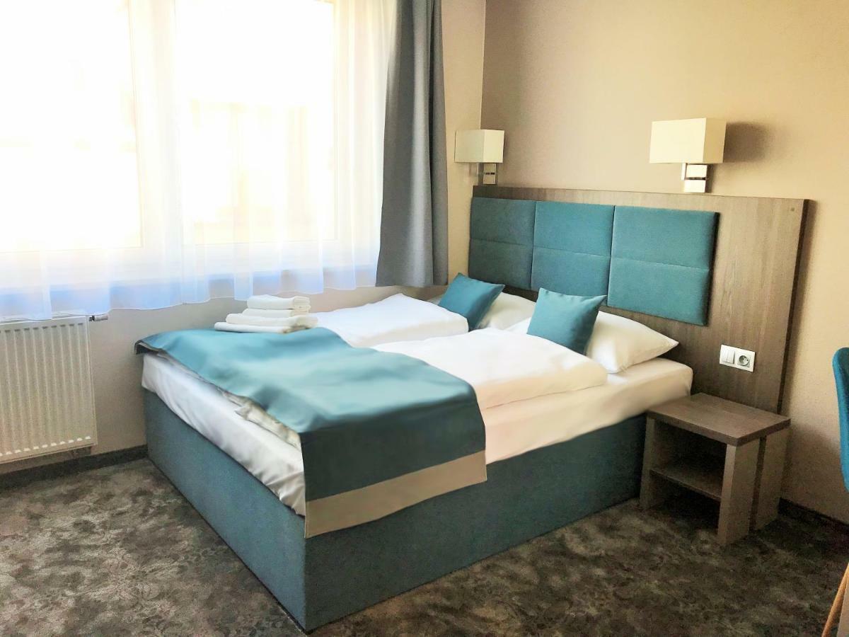 Hotel Sleep Wroclaw Ngoại thất bức ảnh