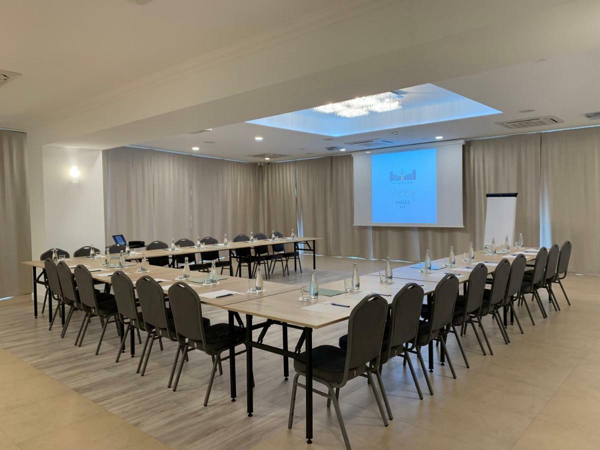 Hotel Sleep Wroclaw Ngoại thất bức ảnh
